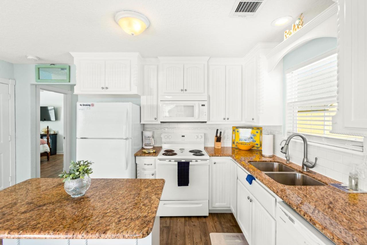 Walk To Beach, Sunset Bay Views, Pet Friendly - Sea Me Relaxin Surfside Beach Extérieur photo